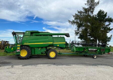 John Deere T660HM (Hillmaster)